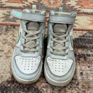 Nike Kids' Gray and Green Sneakers